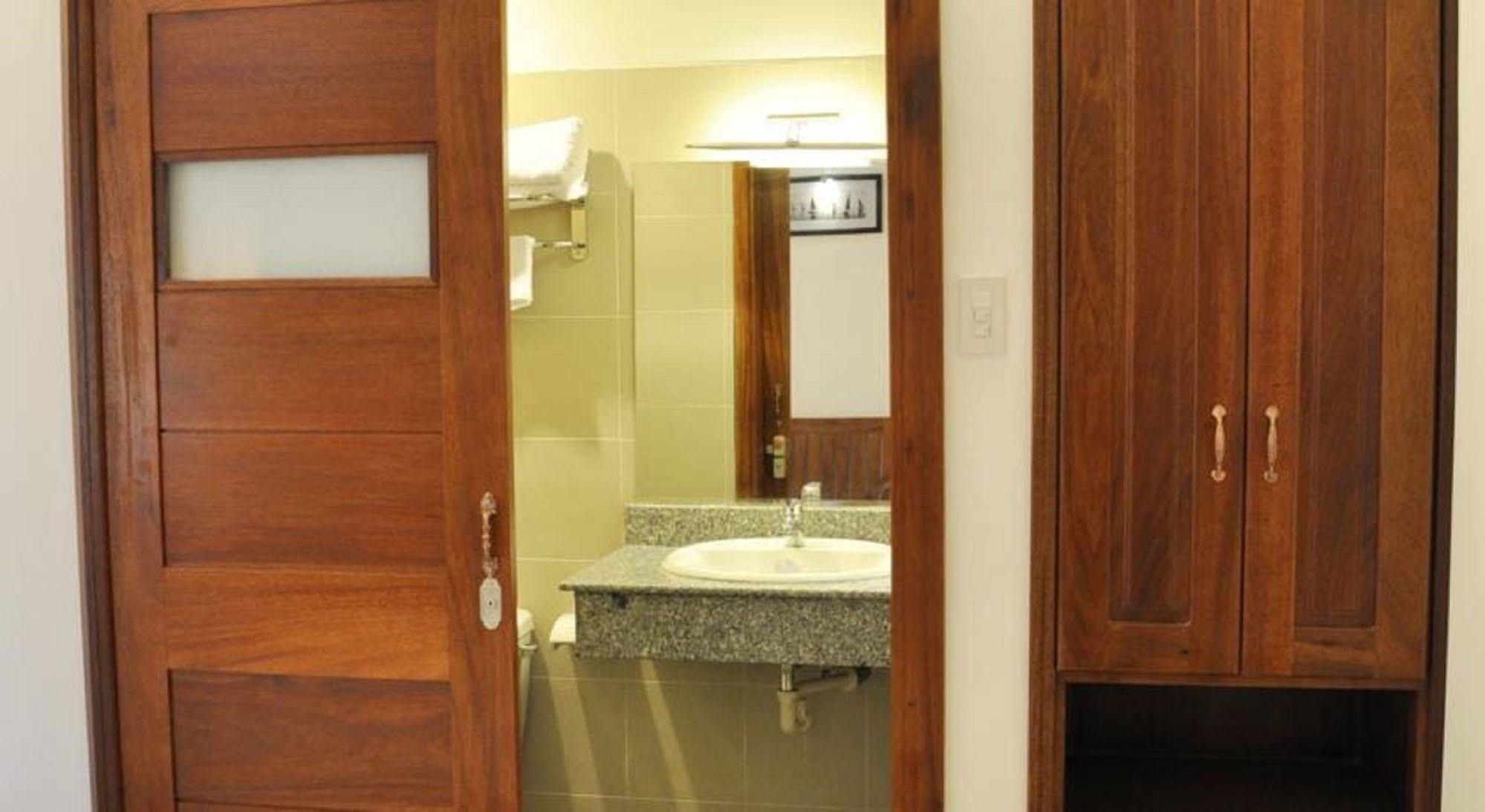 White Lion Hotel Nha Trang Exterior foto